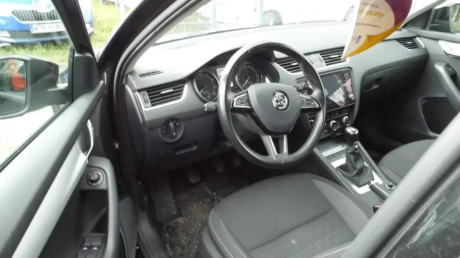 SKODA Octavia -