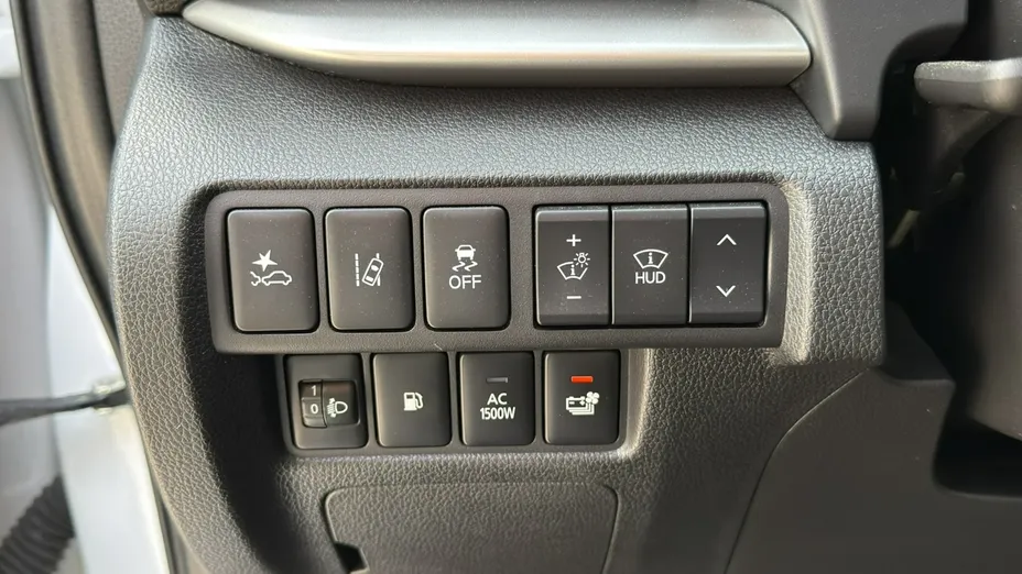 MITSUBISHI Eclipse Cross -