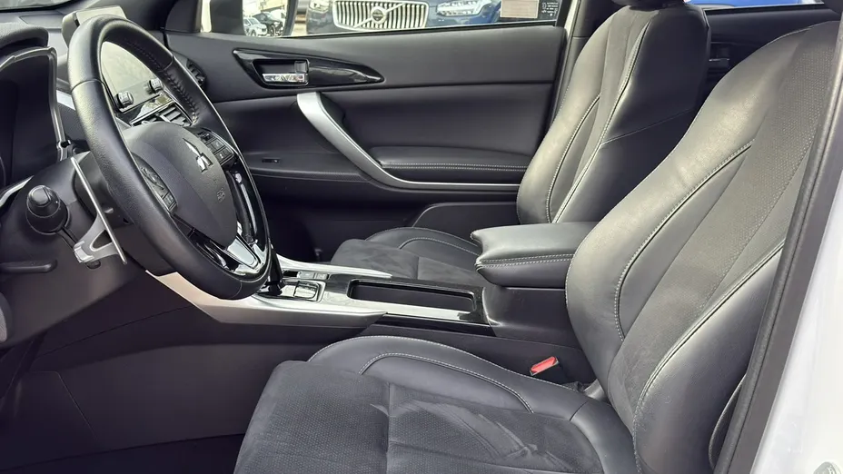 MITSUBISHI Eclipse Cross -
