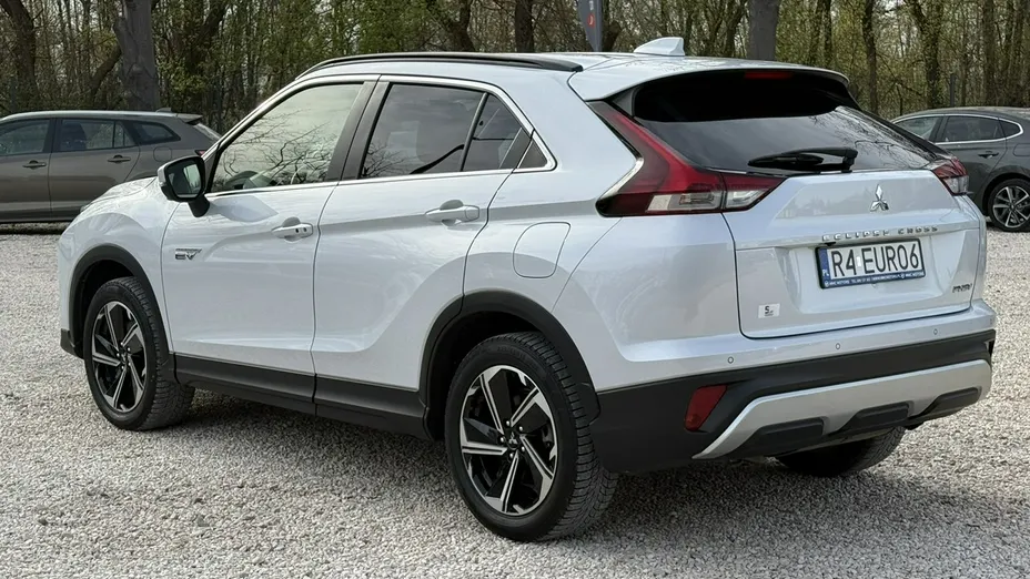 MITSUBISHI Eclipse Cross -