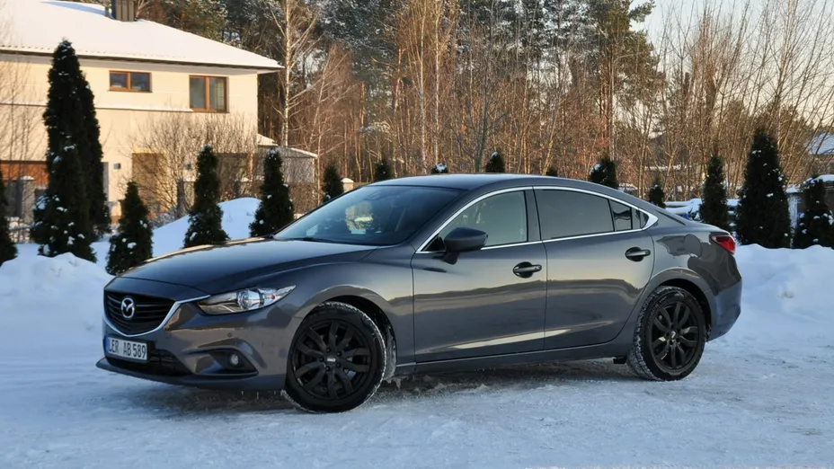 MAZDA 6 -
