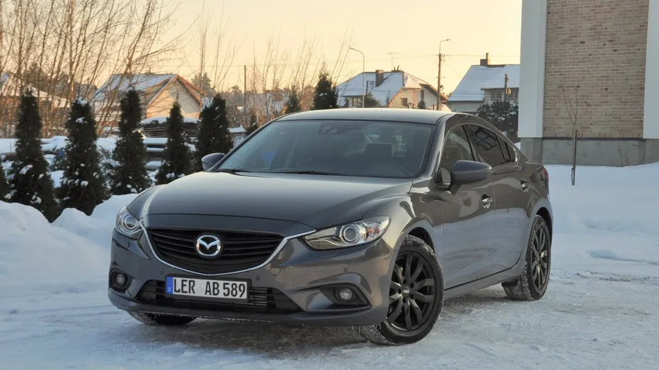 MAZDA 6 -