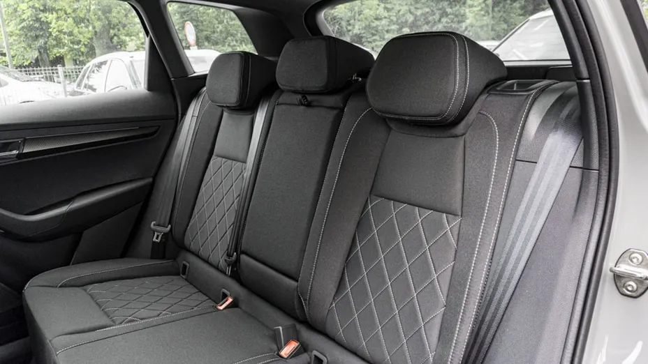 SKODA Karoq -