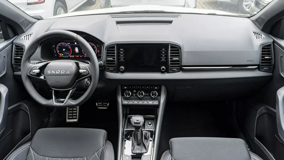 SKODA Karoq -