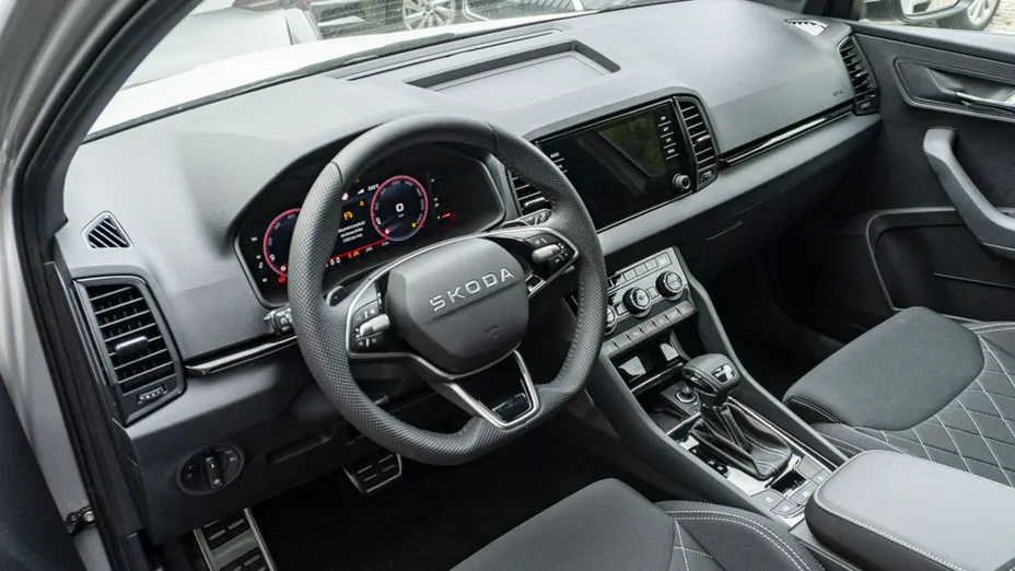 SKODA Karoq -