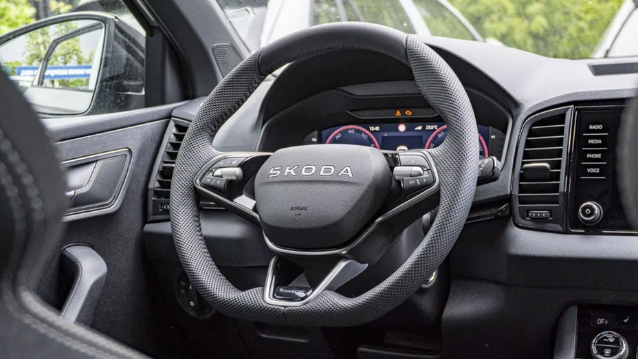 SKODA Karoq -