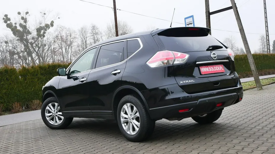 NISSAN X-Trail -