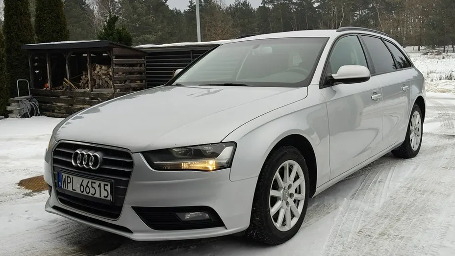 AUDI A4 -