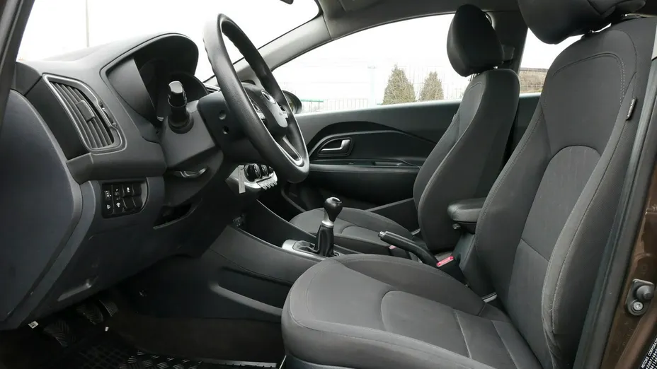 KIA Rio -