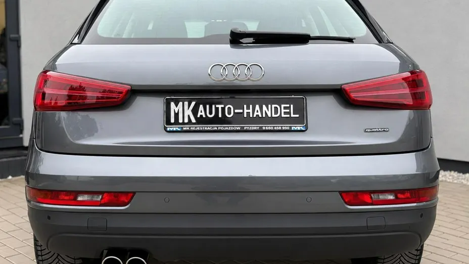 AUDI Q3 -