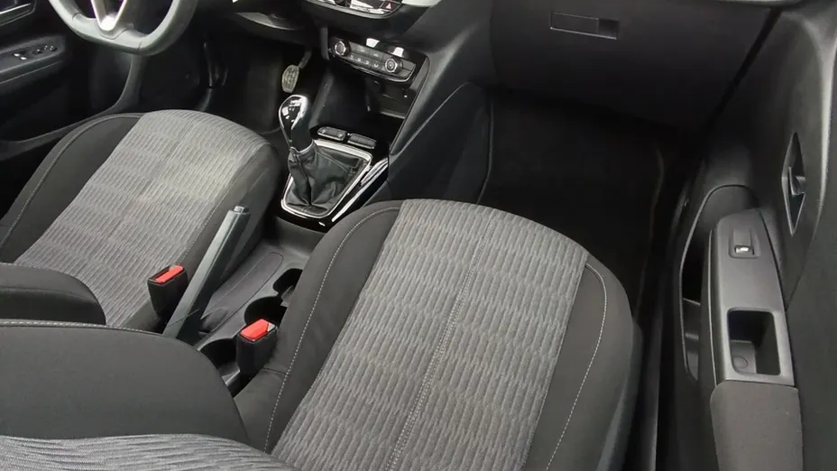 OPEL Corsa -