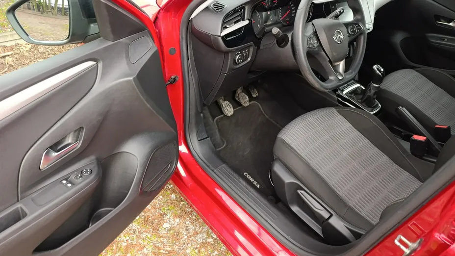 OPEL Corsa -