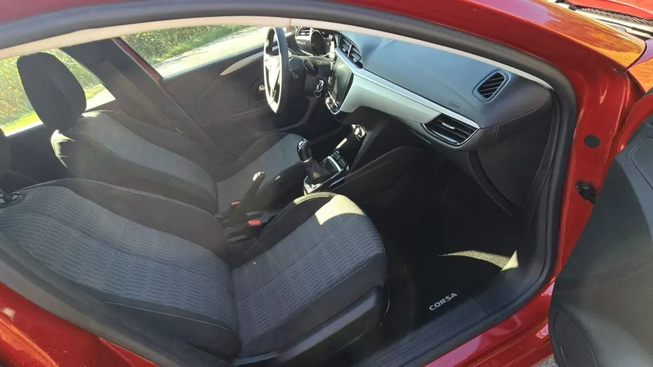 OPEL Corsa -
