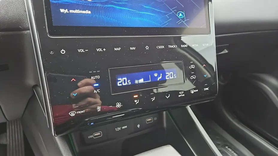HYUNDAI Tucson -