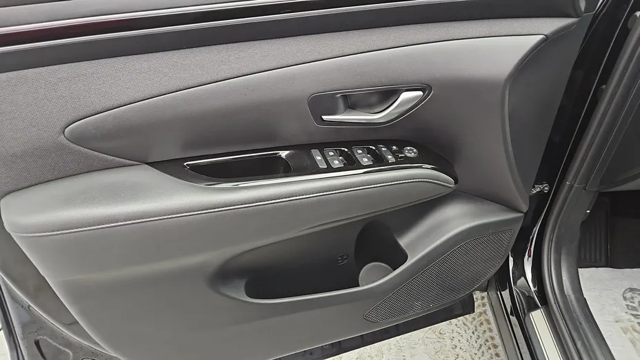 HYUNDAI Tucson -