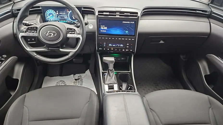 HYUNDAI Tucson -