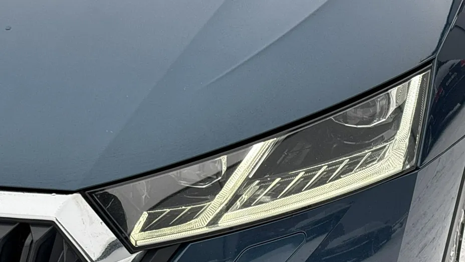 SKODA Octavia -