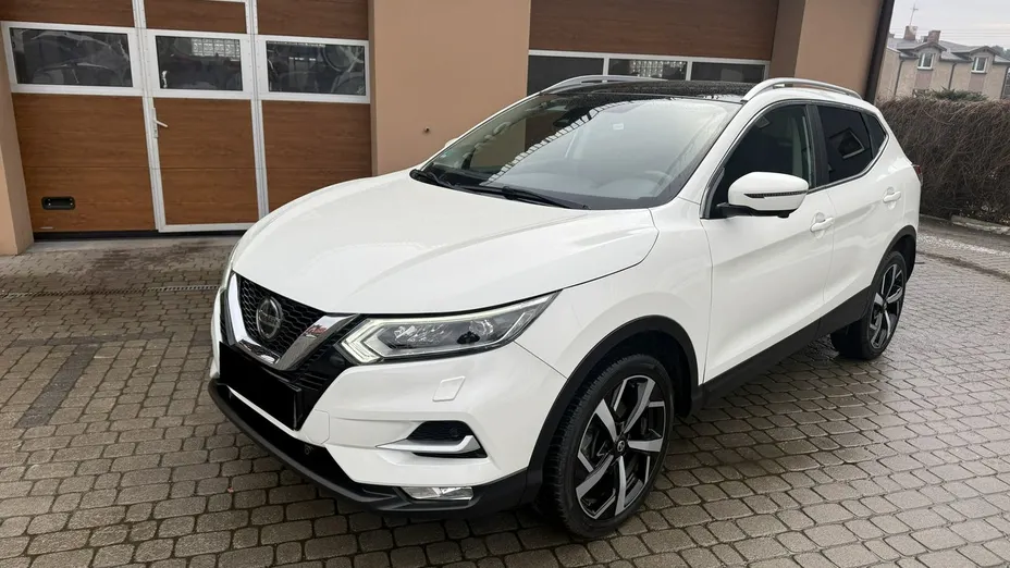 NISSAN Qashqai -