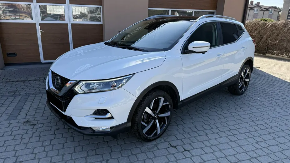 NISSAN Qashqai -