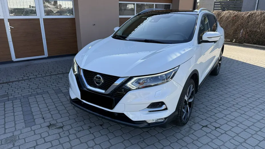 NISSAN Qashqai -