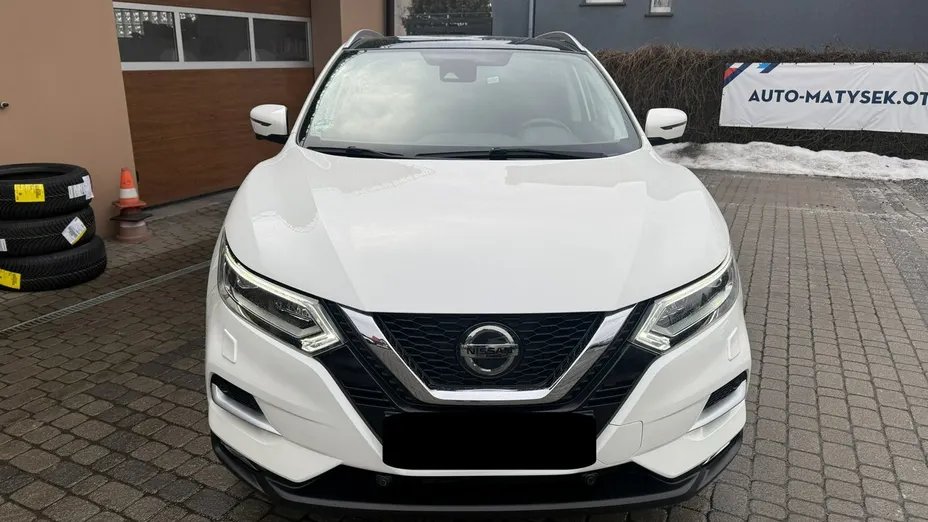 NISSAN Qashqai -