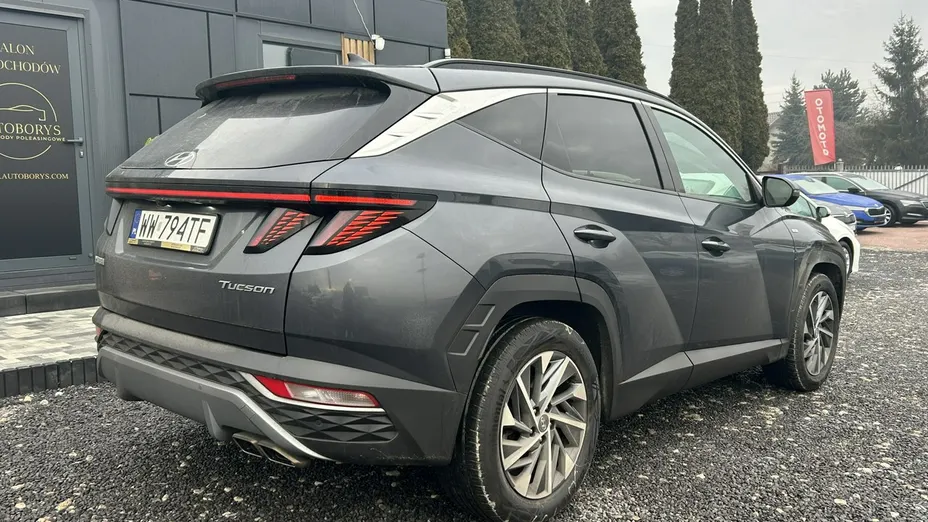HYUNDAI Tucson -