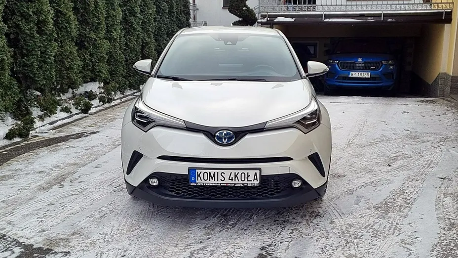 TOYOTA C-HR -