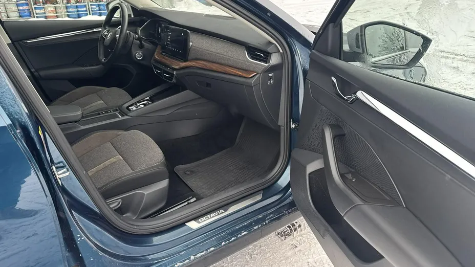 SKODA Octavia -