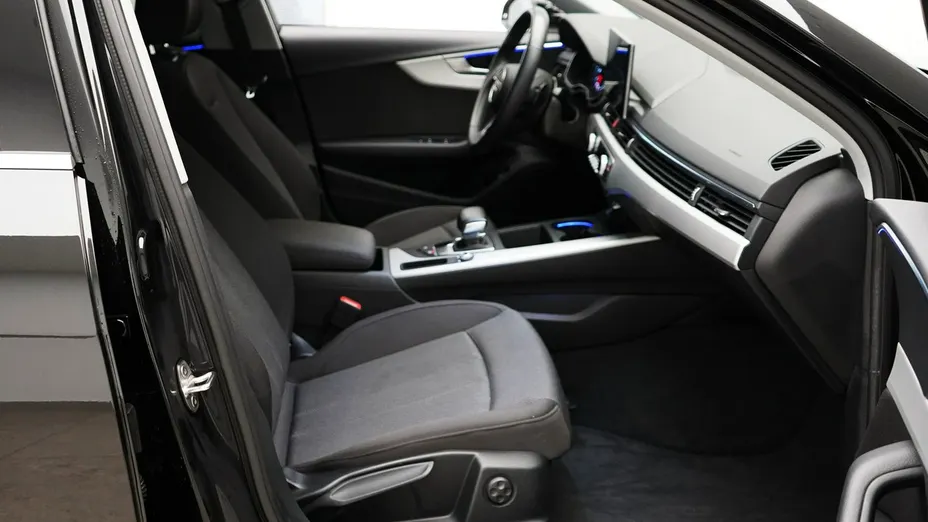 AUDI A4 A4 35 TFSI mHEV S Line S tronic