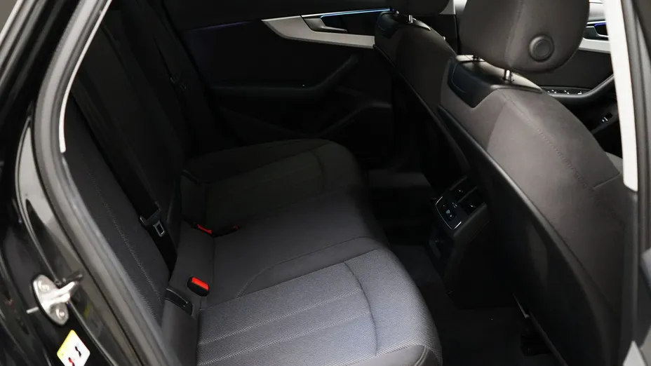 AUDI A4 A4 35 TFSI mHEV S Line S tronic