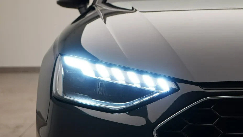 AUDI A4 A4 35 TFSI mHEV S Line S tronic