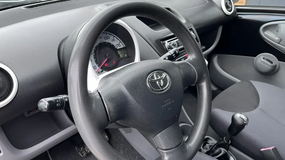 TOYOTA Aygo -