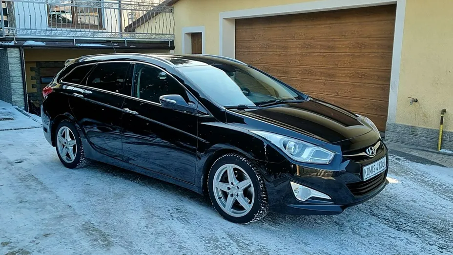 HYUNDAI i40 -