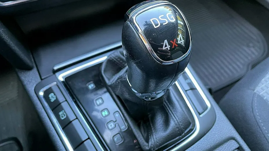 SKODA Superb -