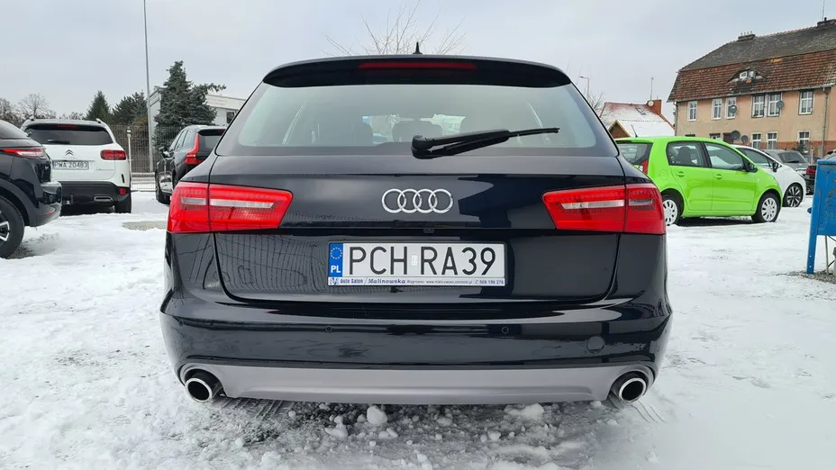 AUDI A6 -
