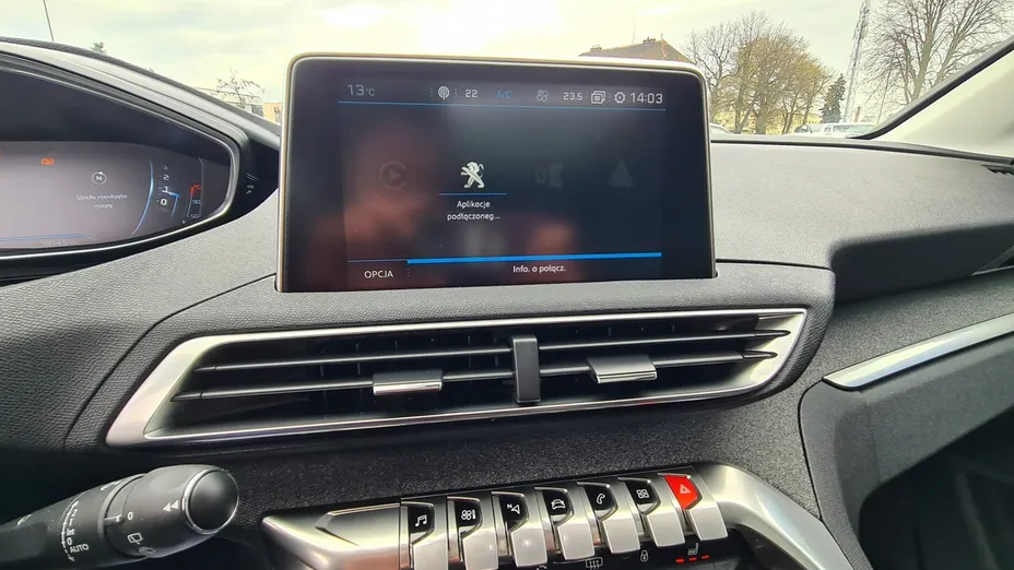 PEUGEOT 3008 -