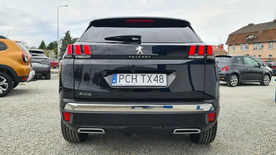 PEUGEOT 3008 -