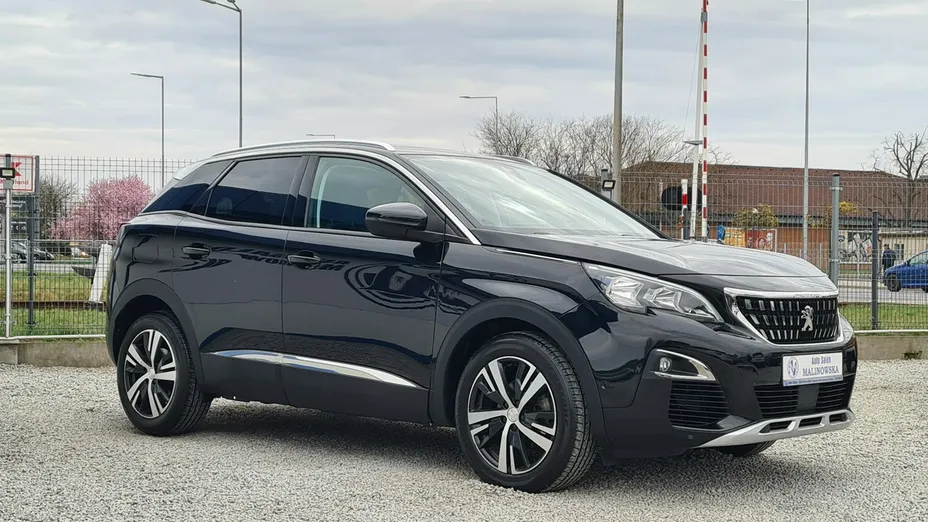 PEUGEOT 3008 -