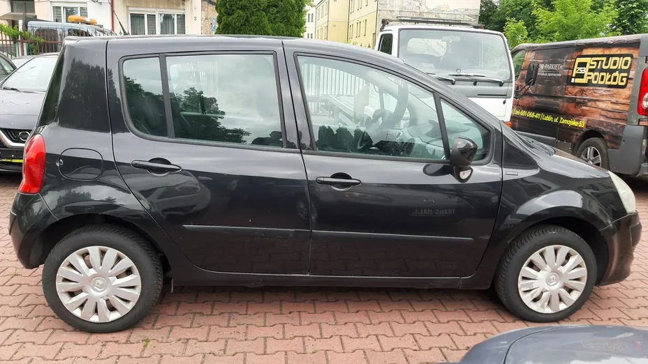 RENAULT Modus -
