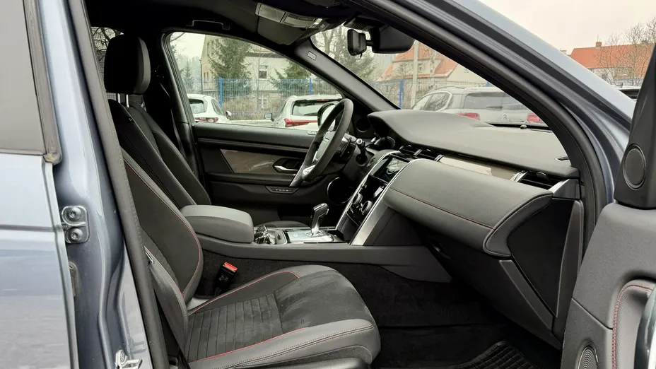 LAND ROVER Discovery Sport -