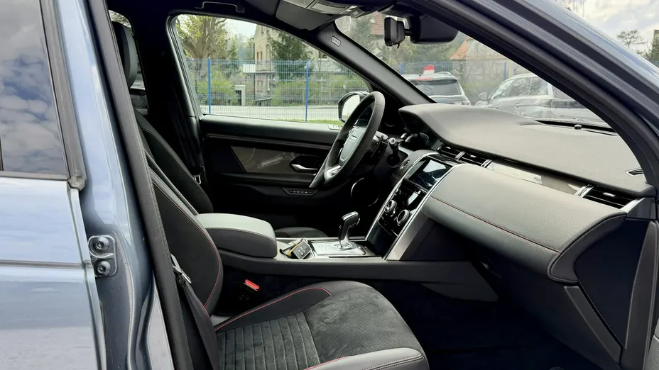 LAND ROVER Discovery Sport -