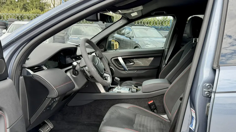 LAND ROVER Discovery Sport -