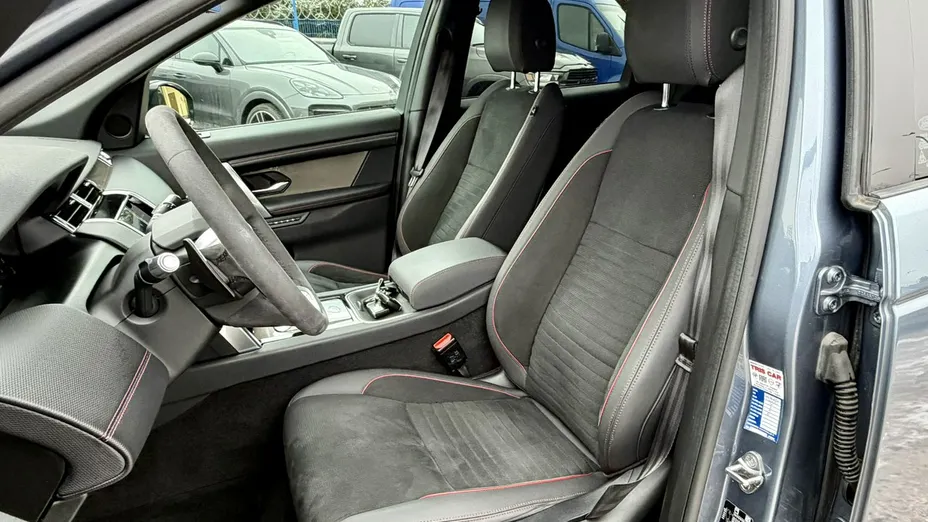 LAND ROVER Discovery Sport -