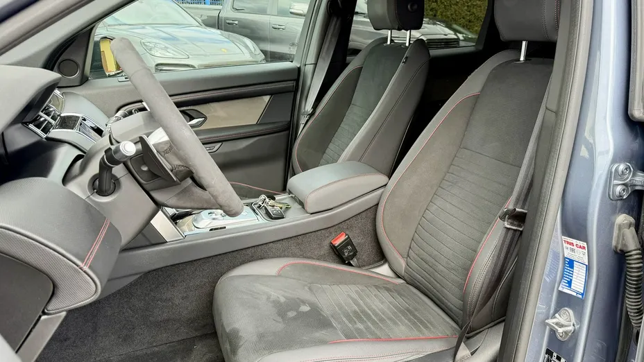 LAND ROVER Discovery Sport -