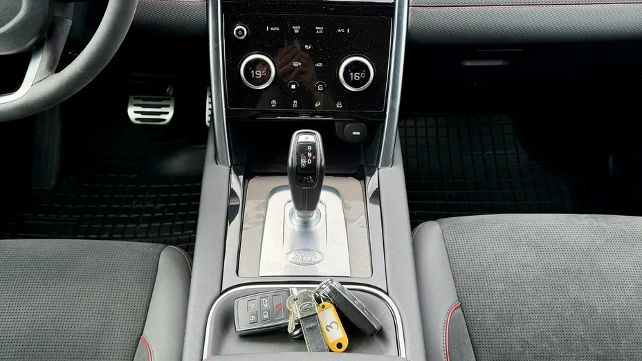 LAND ROVER Discovery Sport -
