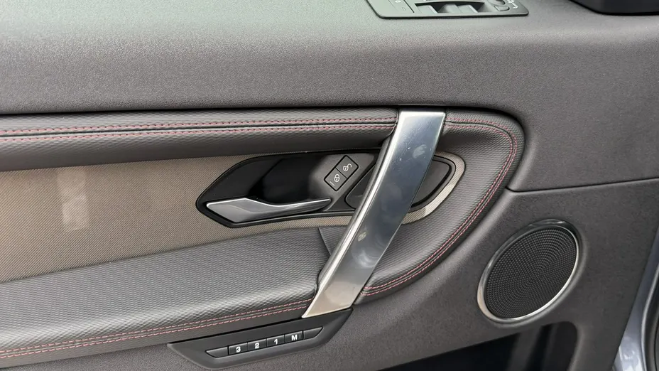 LAND ROVER Discovery Sport -