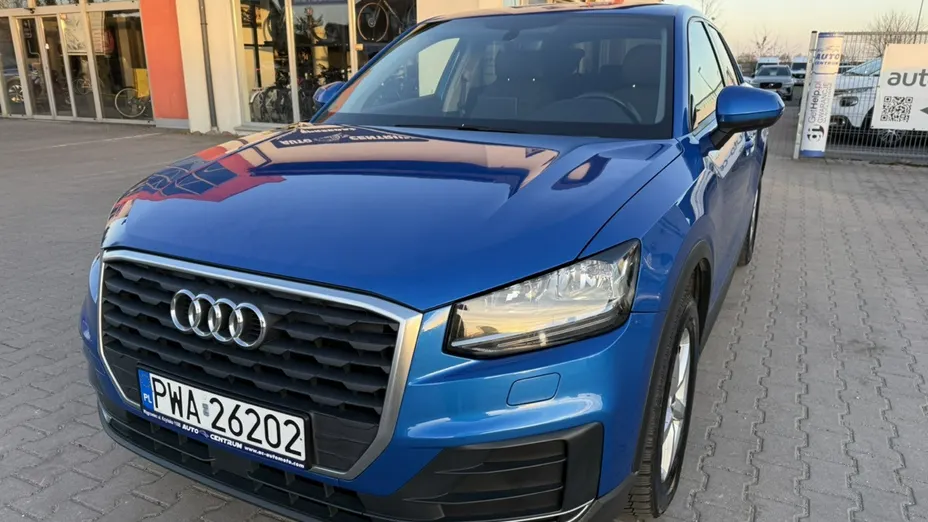 AUDI Q2 -