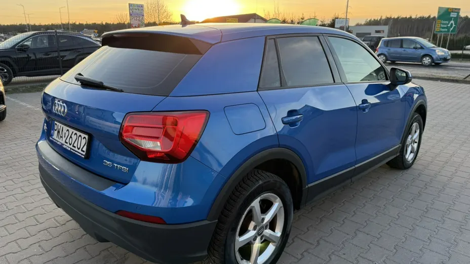 AUDI Q2 -