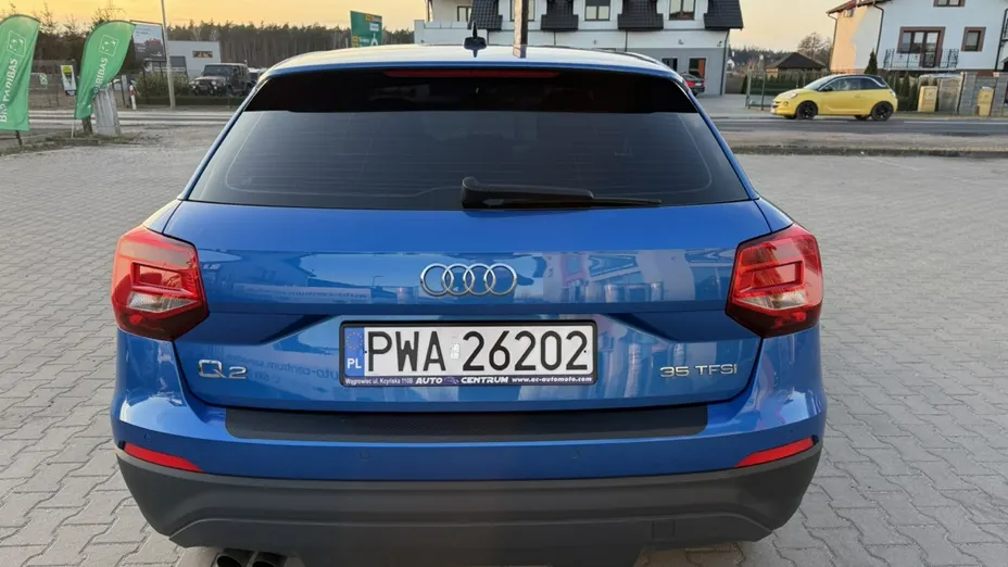 AUDI Q2 -
