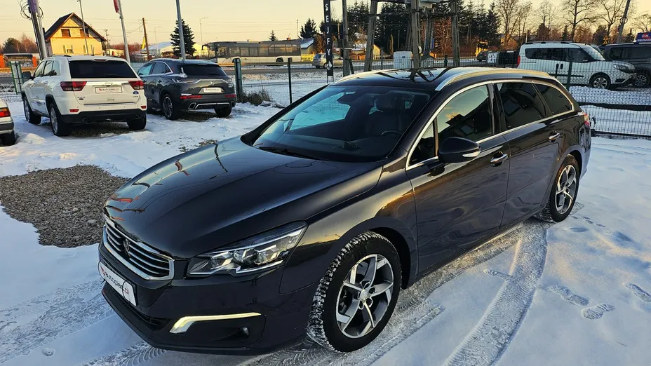 PEUGEOT 508 -